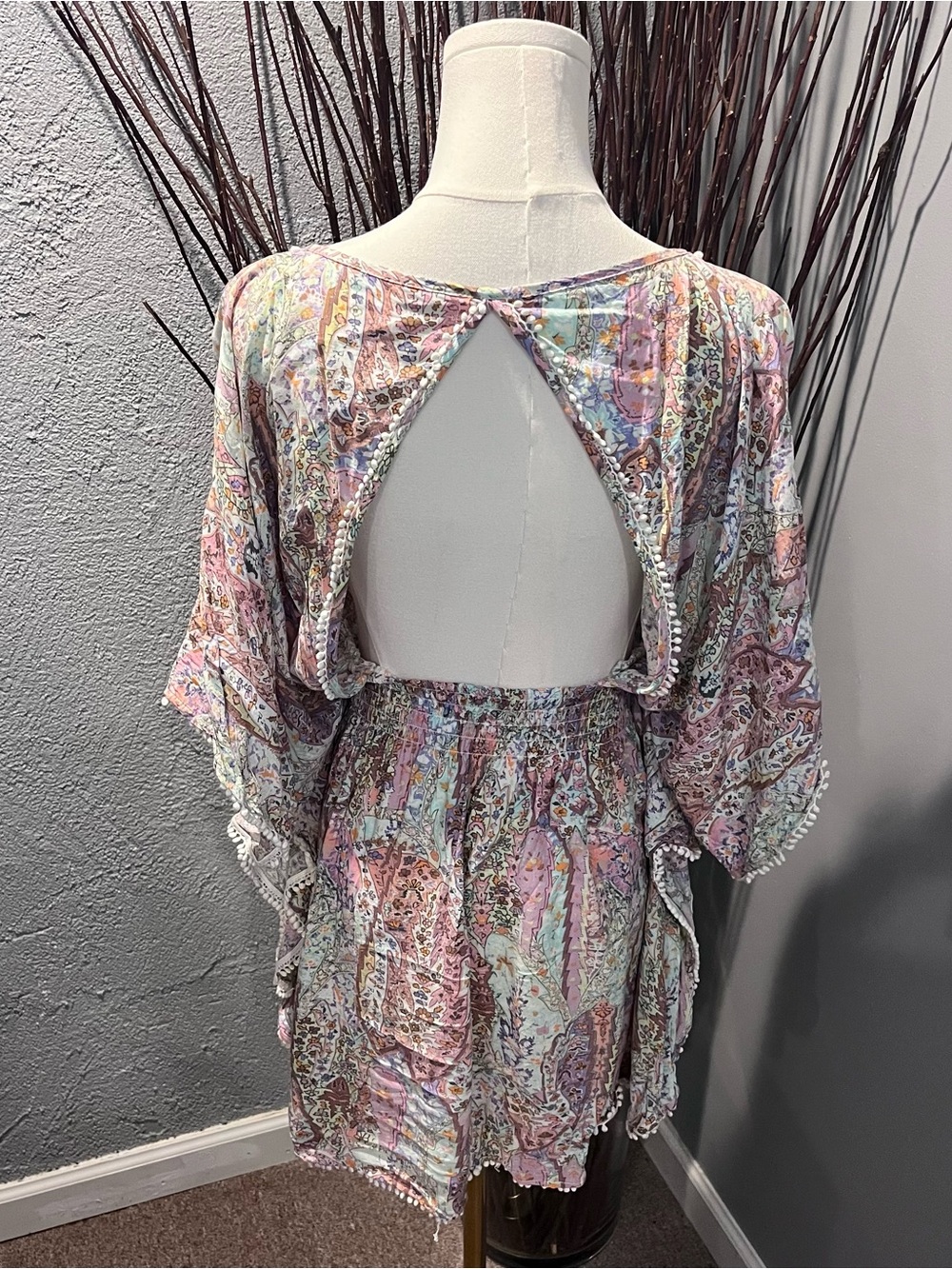 🌸VICTORIA SECRET BEACH KAFTAN PASTEL FLORAL SIZE LARGE🌸 - Picture 5 of 6
